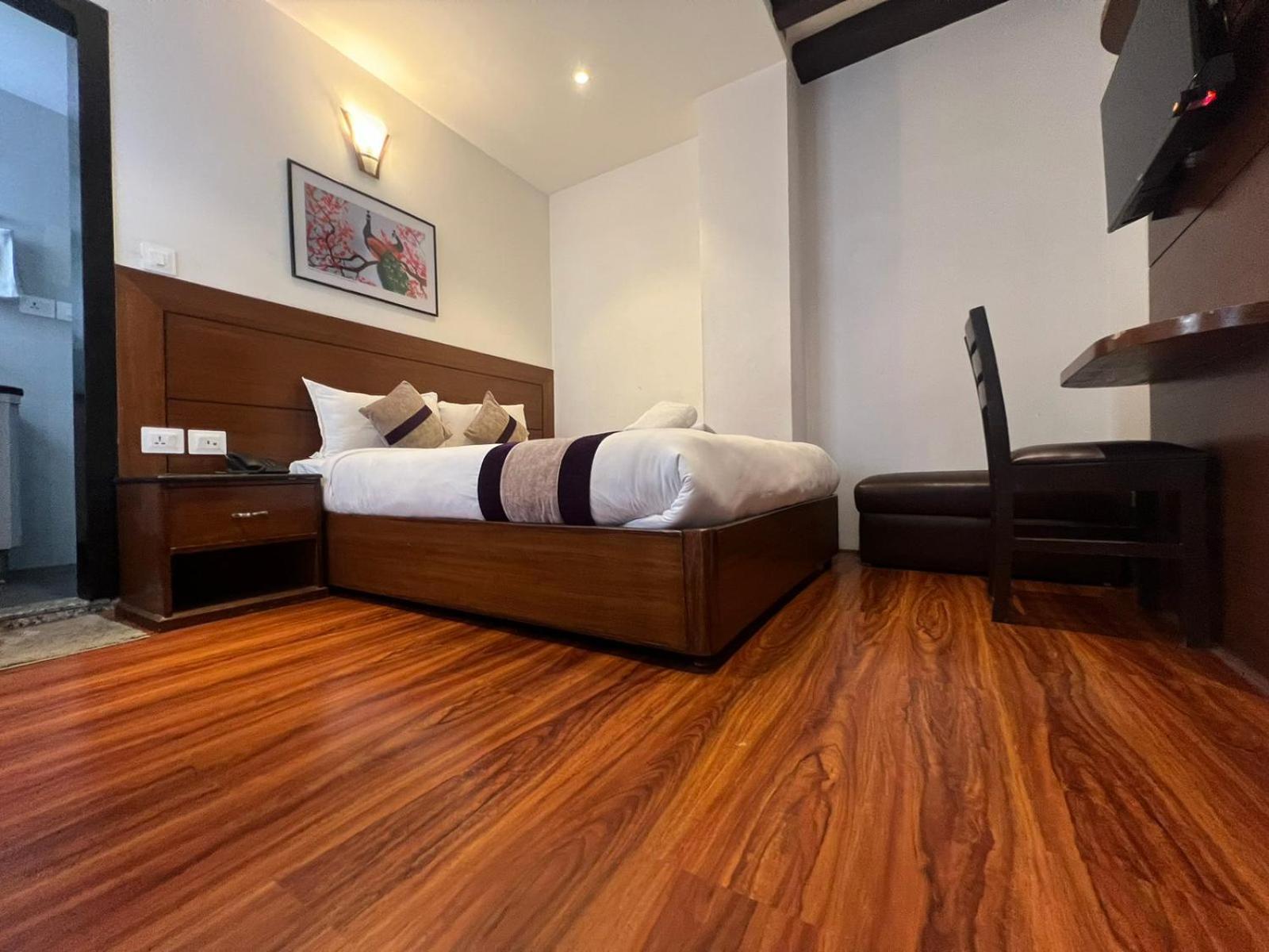 Hotel New Era Kathmandu Exterior foto