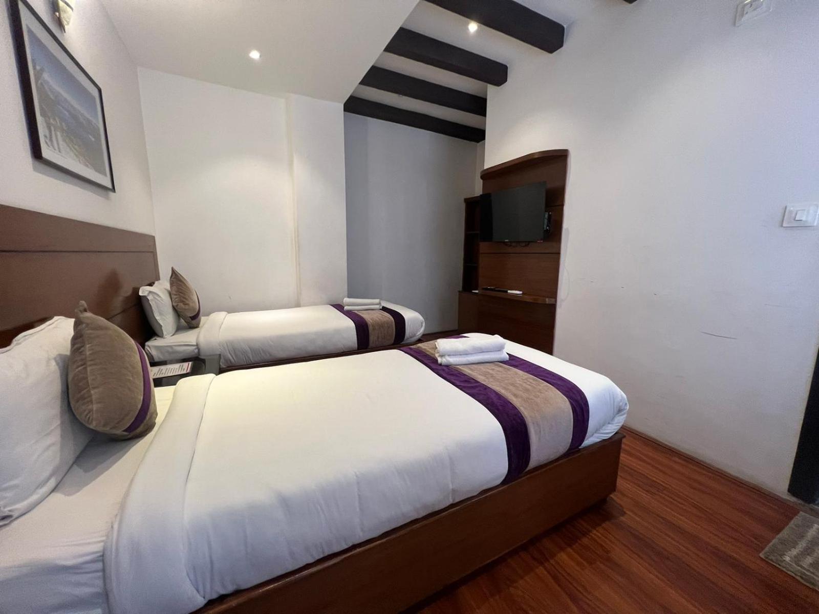 Hotel New Era Kathmandu Exterior foto